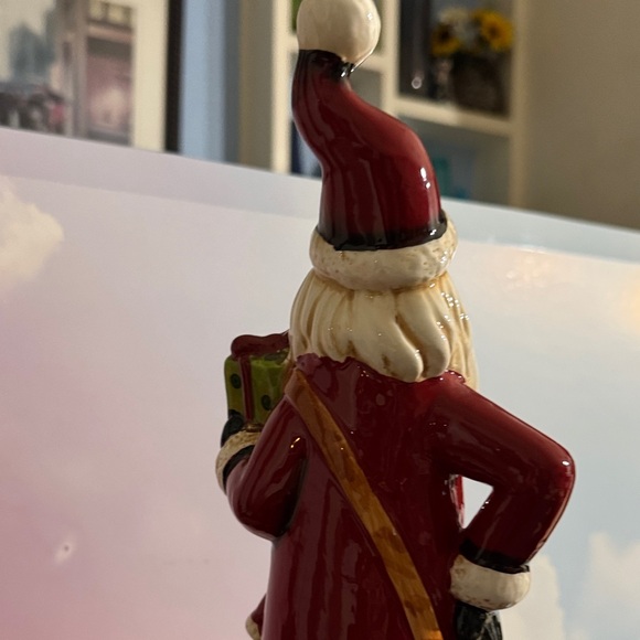 Classic Santa Claus Holiday Figurine - Red and White MD DOL TALL SANTA - Picture 6 of 14